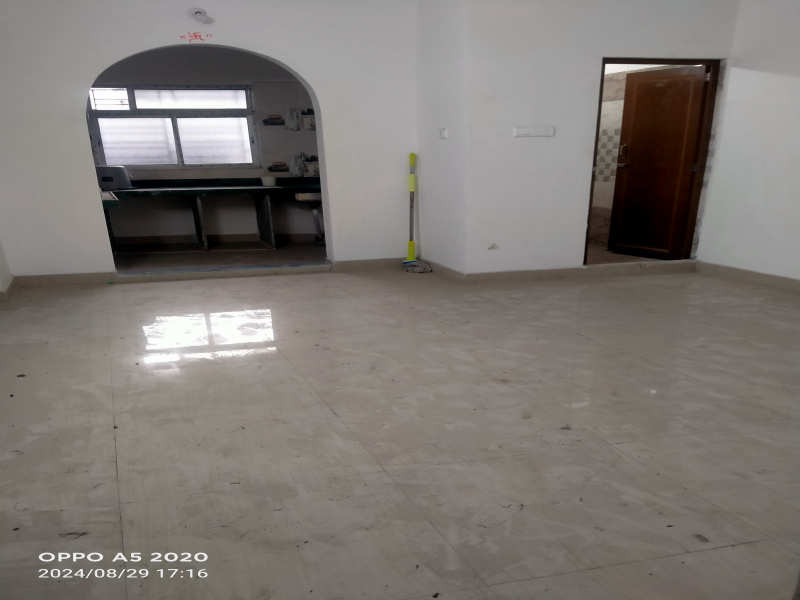 2 BHK Apartment 1250 Sq.ft. for Rent in Airport Road, Kolkata