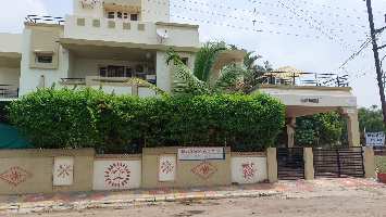 4 BHK House for Rent in Indira Gandhi Marg, Nadiad