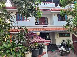  House for Sale in Aluva, Kochi