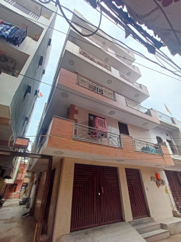 8 BHK House for Sale in Dwarka Mor, Delhi