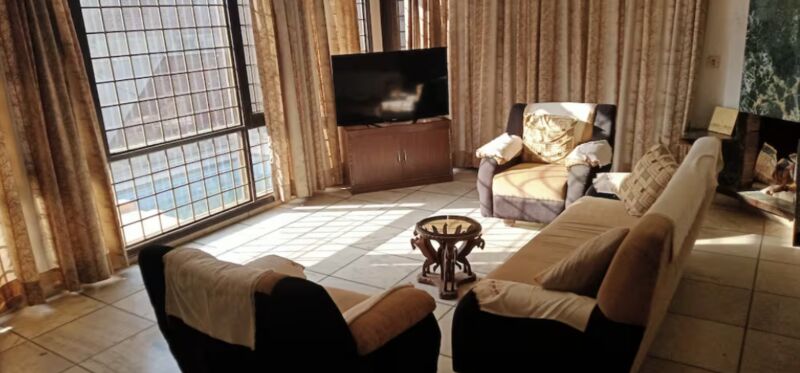 5 BHK House 22000 Sq.ft. for Sale in Adan Bagh, Dayal Bagh, Agra