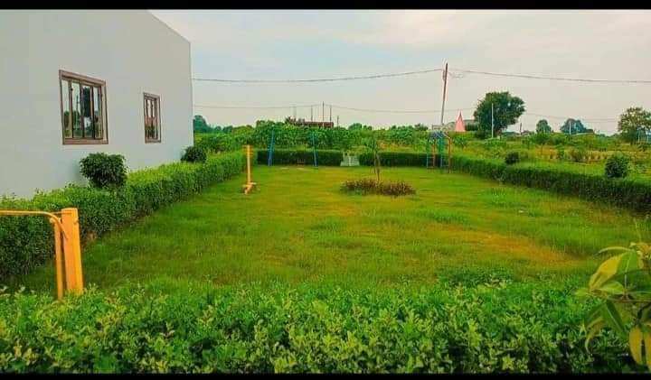  900 Sq.ft. Residential Plot for Sale in Gwalior Road, Agra