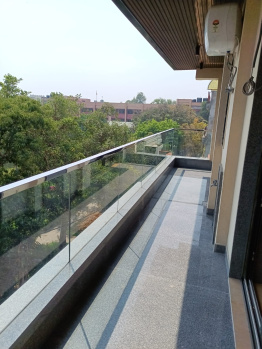 3 BHK Flat for Sale in Block S, Greater Kailash I, Delhi