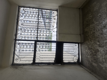 2.5 BHK Flat for Sale in Sector 76 Noida