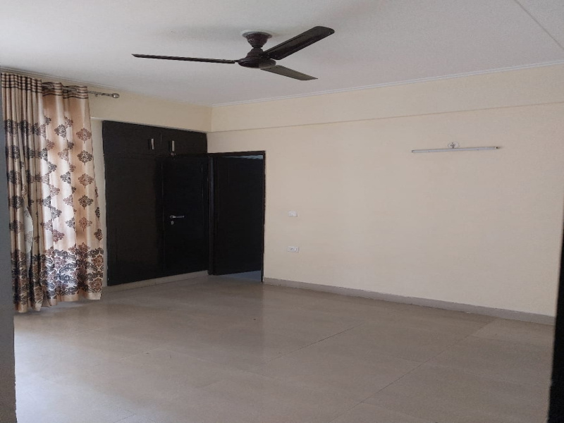 2 BHK Apartment 1150 Sq.ft. for Rent in Crossing Republik, Ghaziabad