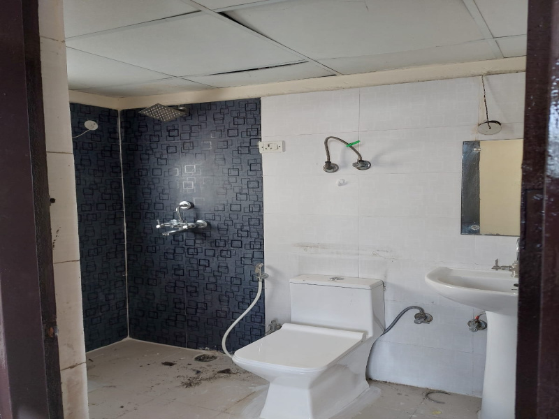2 BHK Apartment 1050 Sq.ft. for Rent in Crossing Republik, Ghaziabad