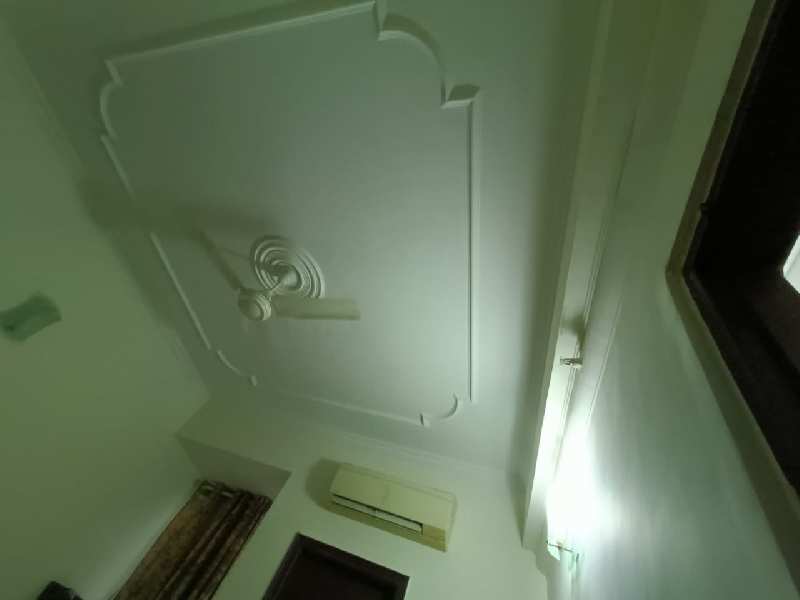 3 BHK Builder Floor 220 Sq. Yards for Sale in Palam Vihar, Gurgaon