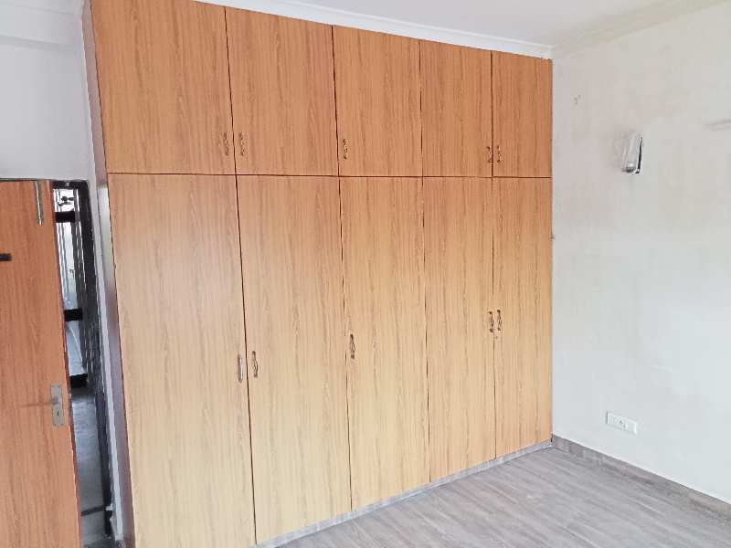4 BHK Builder Floor 360 Sq. Yards for Sale in Palam Vihar, Gurgaon