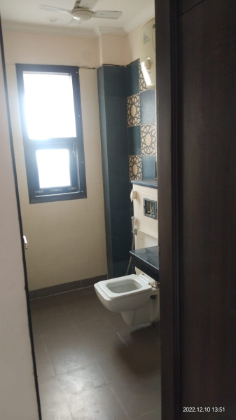 3 BHK Builder Floor 270 Sq. Yards for Sale in Palam Vihar, Gurgaon