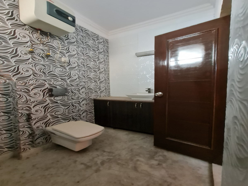 3 BHK Builder Floor 270 Sq. Yards for Sale in Palam Vihar, Gurgaon