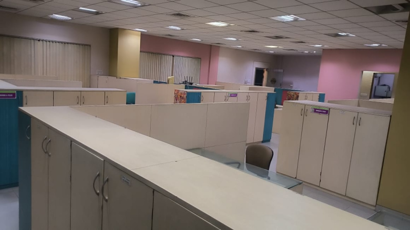  Office Space 3050 Sq.ft. for Rent in University Road, Pune