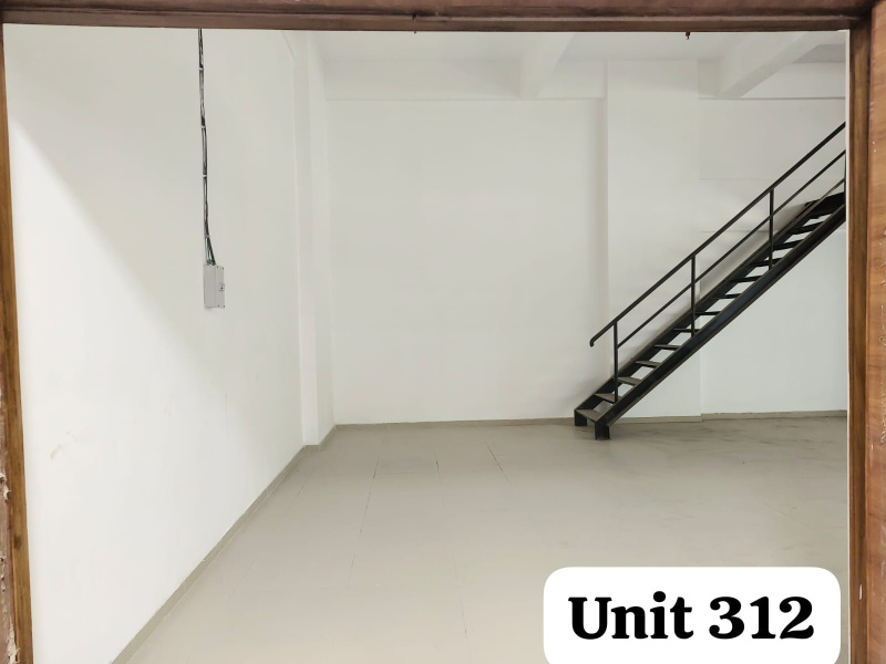  Warehouse 1344 Sq.ft. for Sale in Wagle Estate, Thane