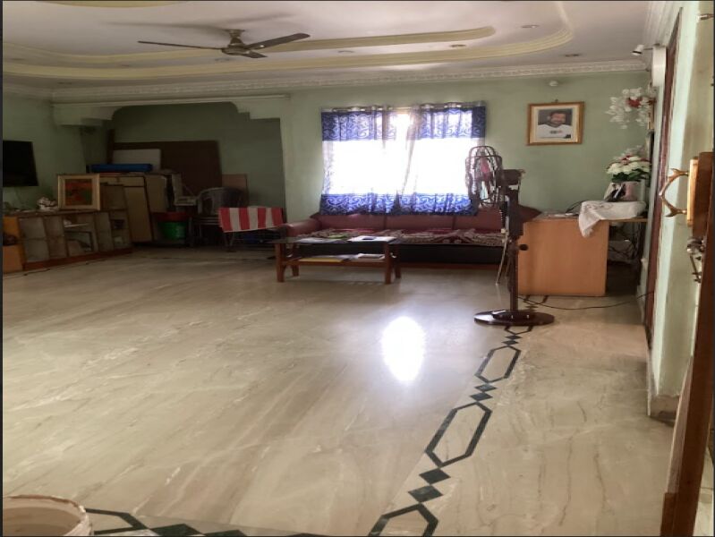 2 BHK 2000 Sq.ft. Builder Floor for Sale in Phoolbagan, Kolkata