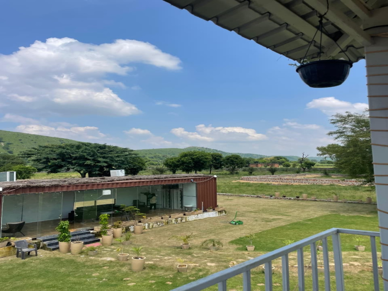 2.5 BHK 4840 Sq. Yards Farm House for Sale in Sohna Palwal Road, Gurgaon