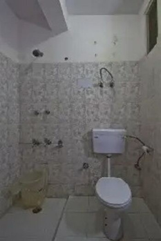 2 BHK Flat for Rent in Beleghata, Kolkata