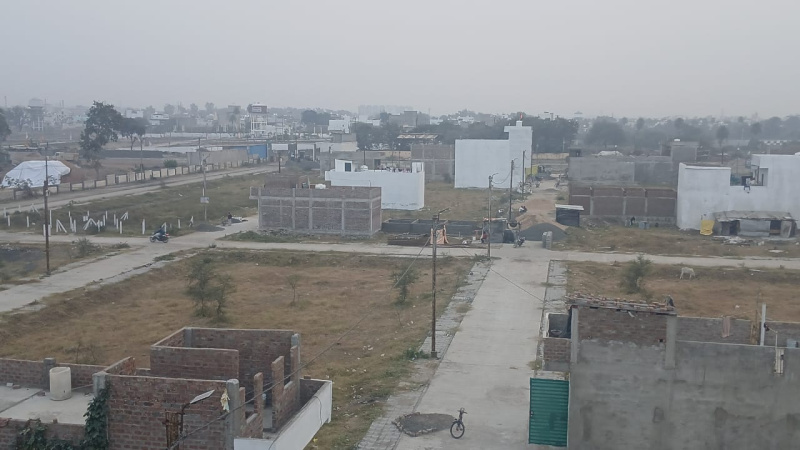  Residential Plot 600 Sq.ft. for Sale in A B Road, Indore