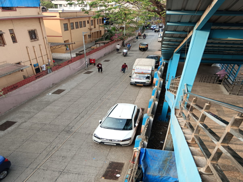  12000 Sq.ft. Residential Plot for Sale in Vile Parle West, Mumbai