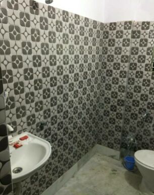 2 BHK Apartment 745 Sq.ft. for PG in Beleghata, Kolkata