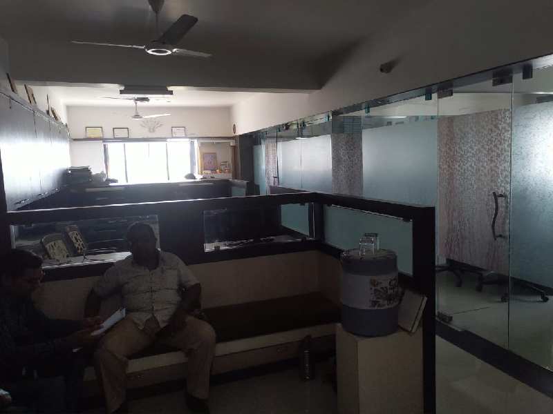 Office Space 754 Sq.ft. for Sale in Phulchhab Chowk, Rajkot