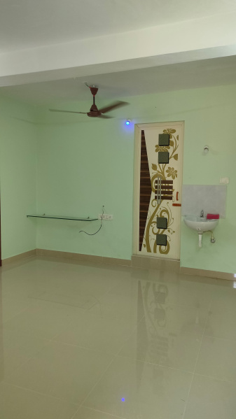 2 BHK Apartment 750 Sq.ft. for Rent in Virugambakkam, Chennai