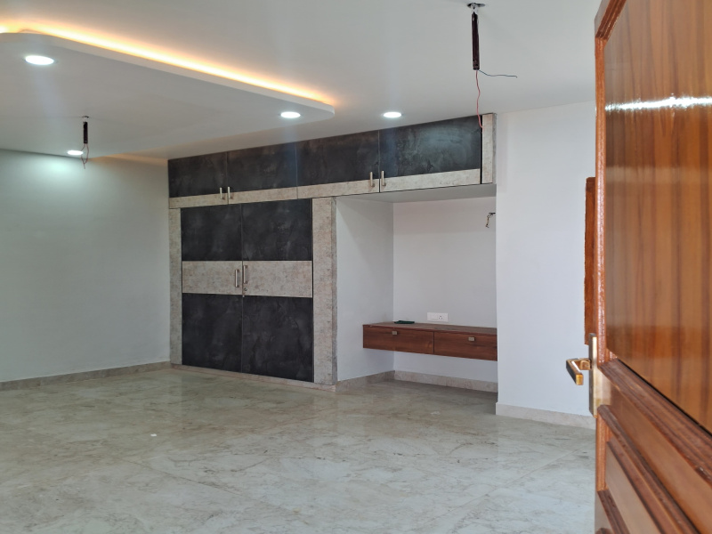 5 BHK House 3000 Sq.ft. for Sale in Porur, Chennai