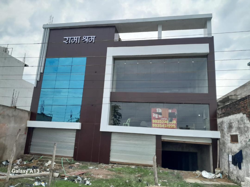 Showroom 3200 Sq.ft. for Rent in Ayodhya Bypass, Faizabad
