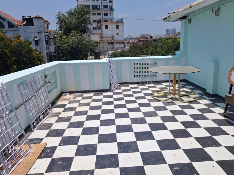 2 BHK Apartment 1200 Sq.ft. for Rent in Colaba, Mumbai