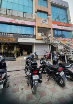 Commercial Shop for Rent in Old Padra Road, Vadodara