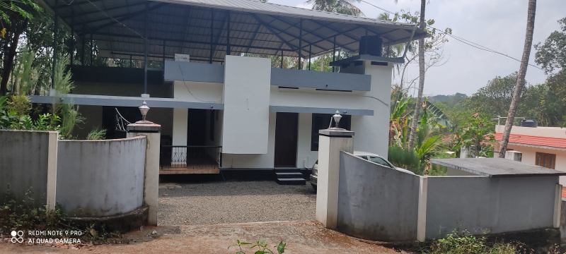 2 BHK House 1800 Sq.ft. for Sale in Mallappally, Pathanamthitta