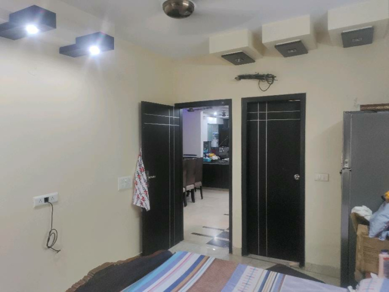 4 BHK 250 Sq. Yards Builder Floor for Sale in Mansarovar Garden, Delhi