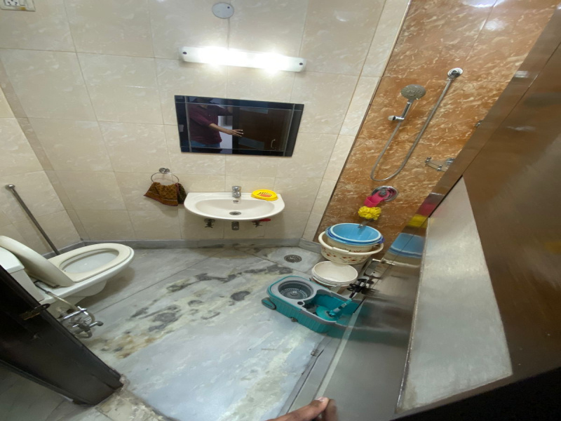 2 BHK 100 Sq. Yards Builder Floor for Sale in Mansarovar Garden, Delhi