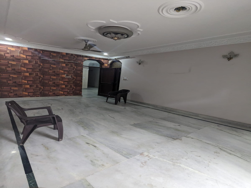 3 BHK 180 Sq. Yards Builder Floor for Sale in Mansarovar Garden, Delhi