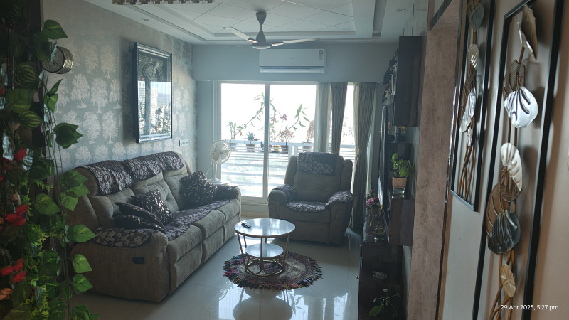 2 BHK Apartment 940 Sq.ft. for Sale in Sri Krishna Nagar, Borivali East, Mumbai