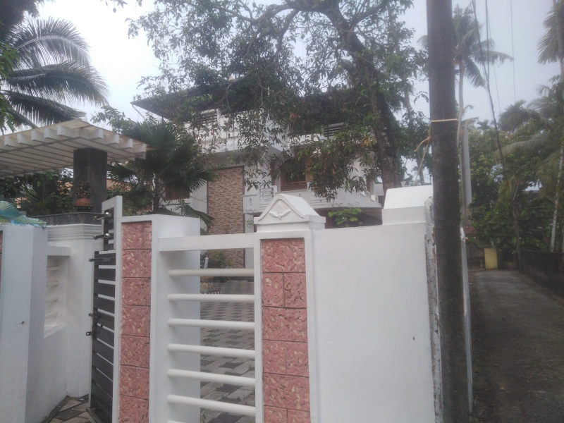 5 BHK House 3500 Sq.ft. for Sale in North Paravur, Ernakulam