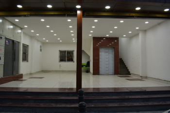  Showroom for Rent in Infantry Road, Bangalore