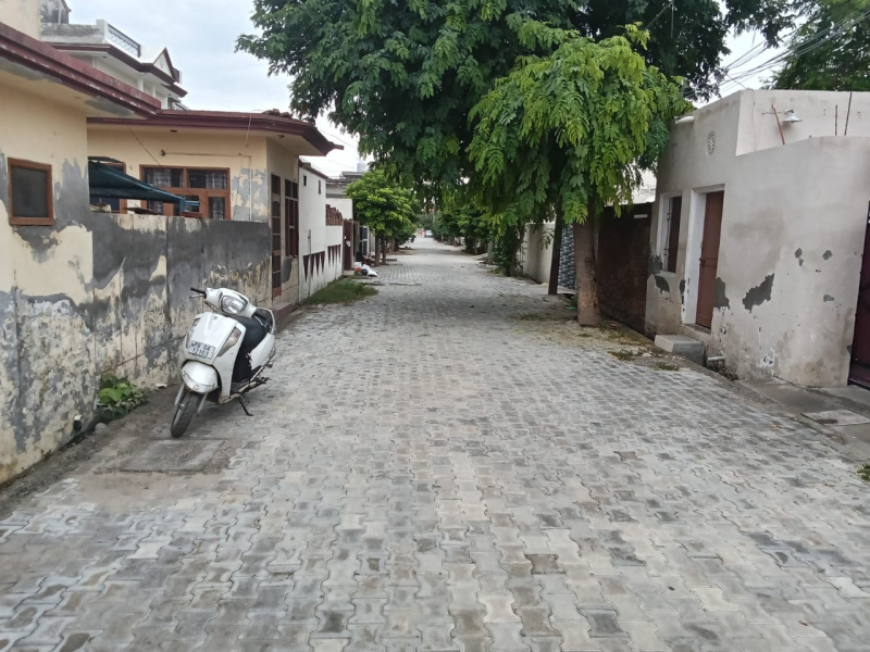  3843 Sq.ft. Residential Plot for Sale in Teacher Colony, Guru Teg Bahadur Nagar, Faridkot
