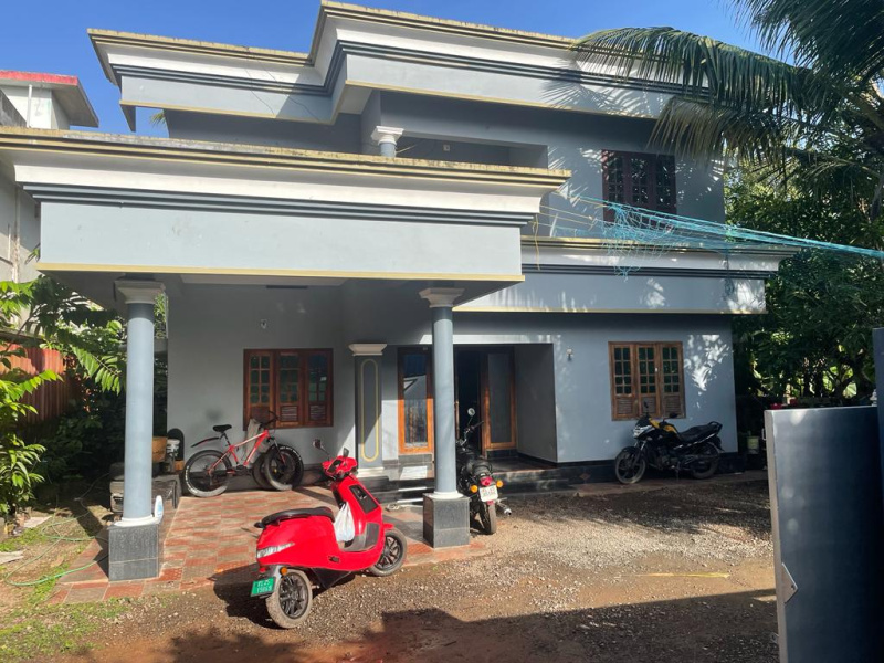 Penthouse 2000 Sq.ft. for Sale in Vellangallur, Thrissur