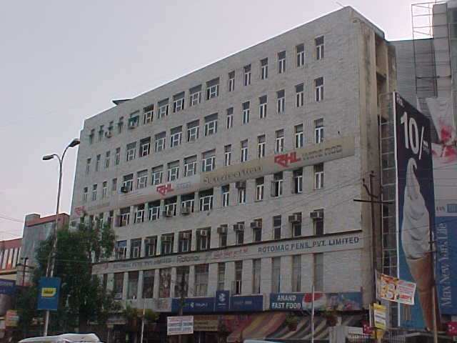 Office Space 300 Sq.ft. for Rent in Mall Road, Kanpur