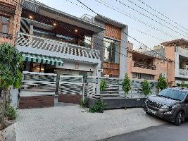 6 BHK House for Sale in Phase 3B2, Mohali