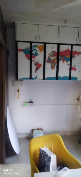  Office Space 280 Sq.ft. for Rent in Khar, Mumbai