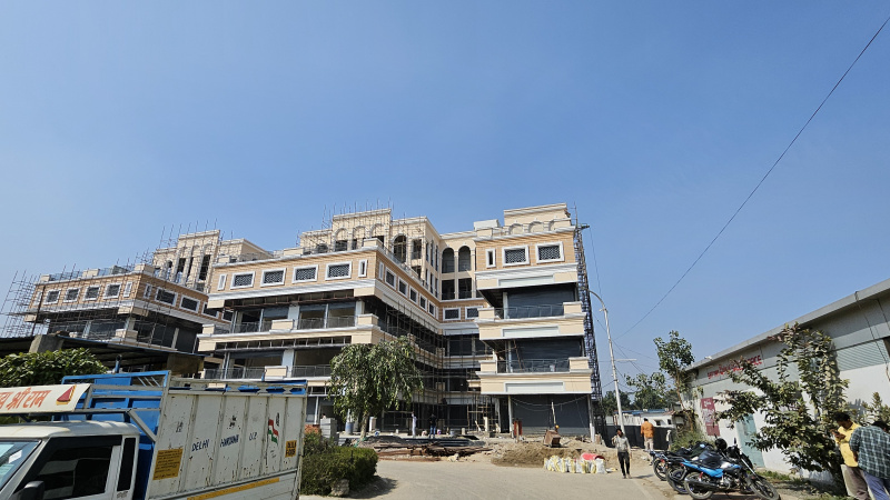  351 Sq.ft. Commercial Shop for Sale in Sector P4 Greater Noida
