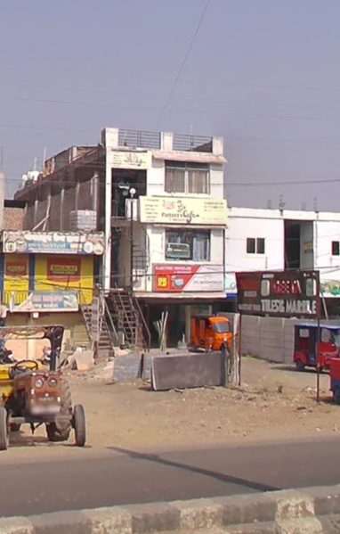 Commercial Shop 800 Sq.ft. for Rent in Ayodhya Bypass, Bhopal