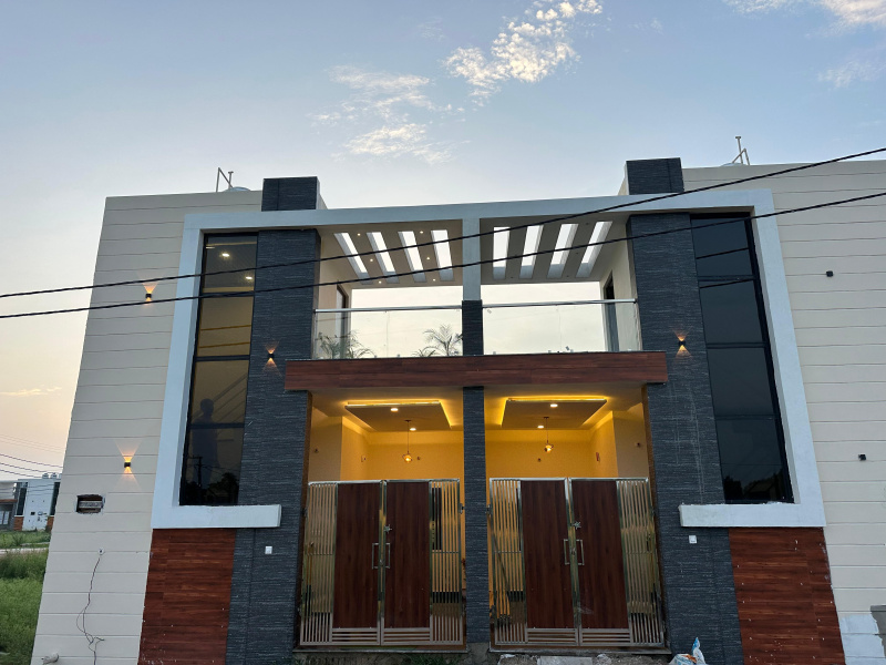 2 BHK House 900 Sq.ft. for Sale in Rohta, Agra