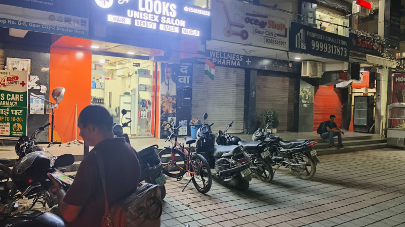  Commercial Shop 495 Sq.ft. for Sale in Gaur City 2 Sector 16C Greater Noida