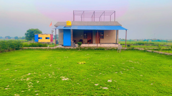 2 BHK House for Rent in Badauli, Noida