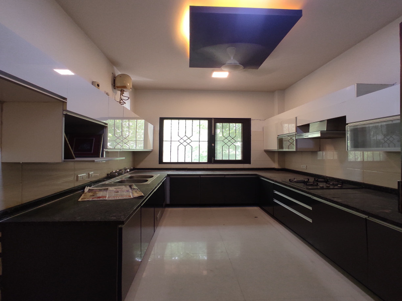 4 BHK Builder Floor 2200 Sq.ft. for Sale in Sector 56 Gurgaon