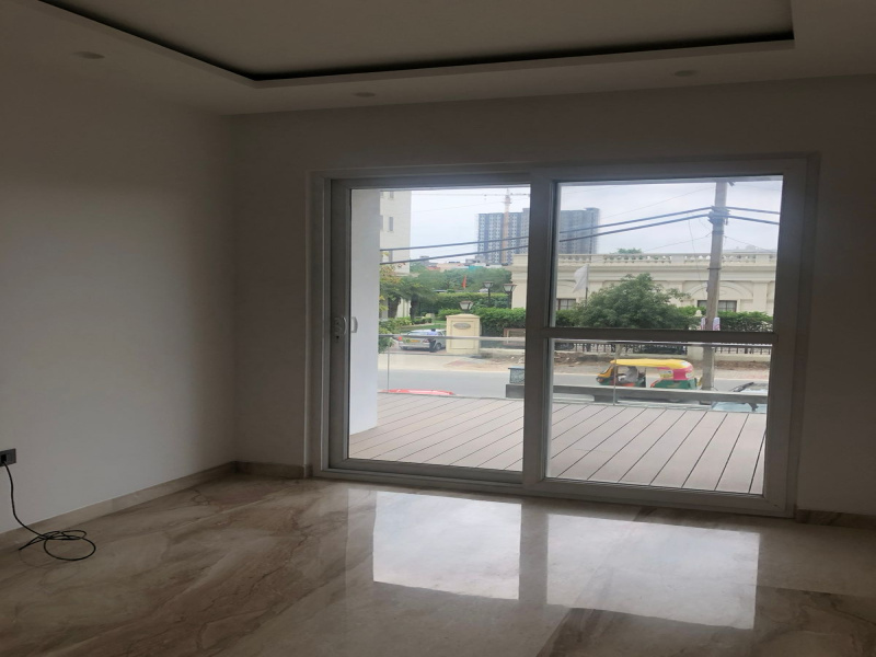 4.5 BHK Builder Floor 3200 Sq.ft. for Sale in DLF Phase III, Gurgaon