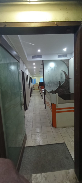  1800 Sq.ft. Office Space for Rent in AJC Bose Road, Kolkata
