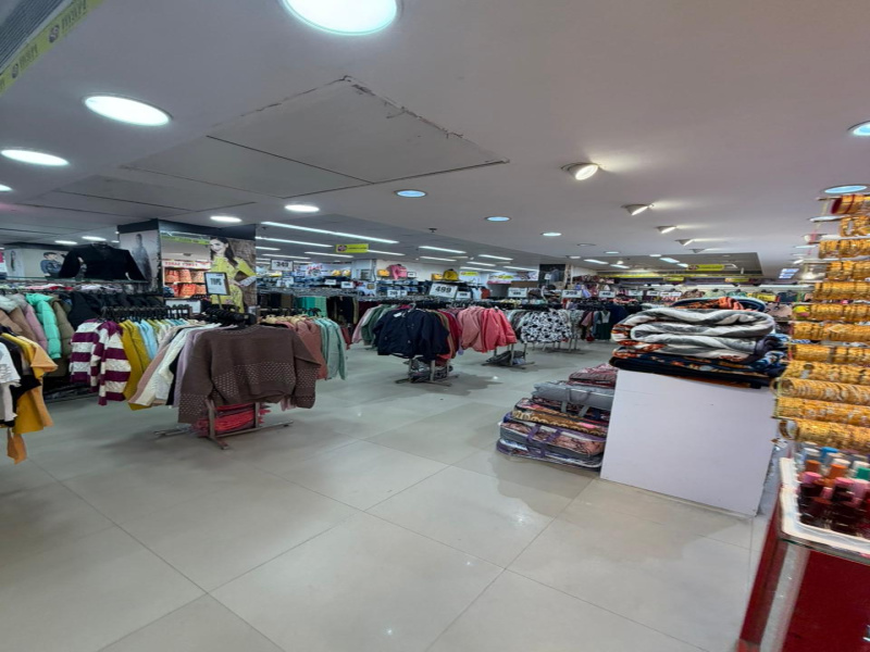  9000 Sq.ft. Commercial Shop for Rent in Khajpura, Patna
