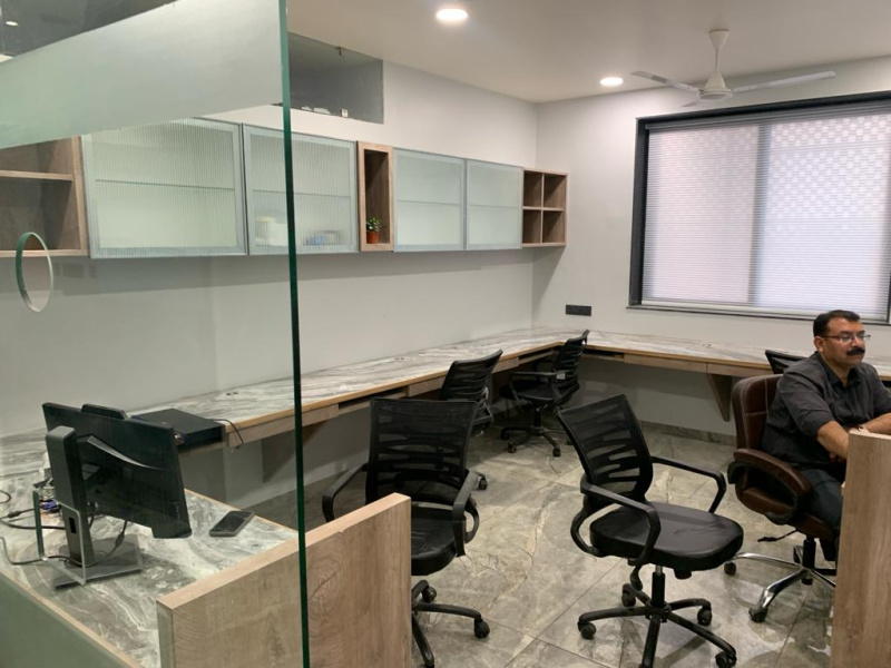  Office Space 1500 Sq.ft. for Rent in Vadsar, Vadodara